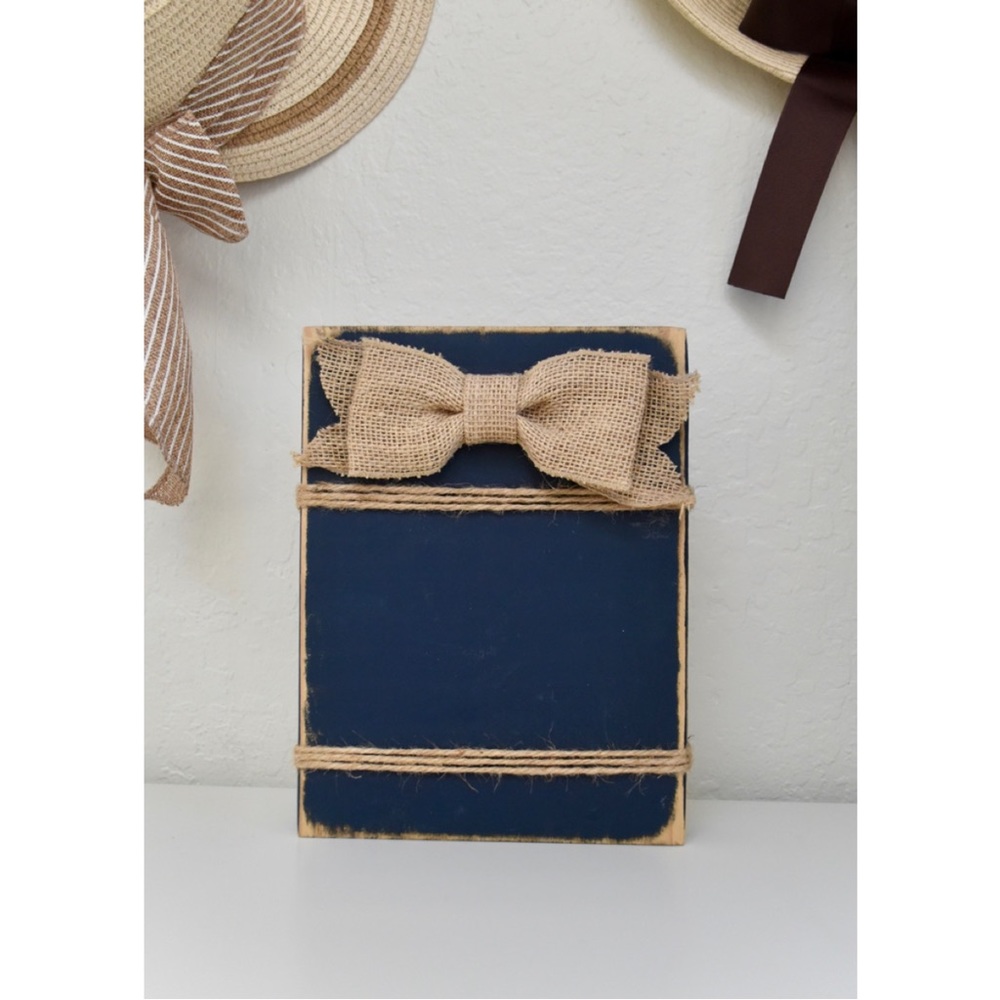 Rustic Burlap Bow Navy Wood Block Table Frame - Picture 2 of 3